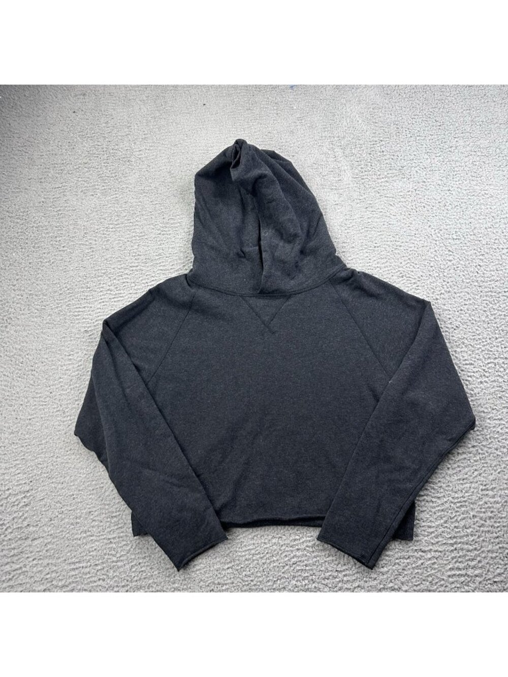 Lululemon Cropped Gray Women’s Hoodie Sweatshirt Size 8 Leisure Soft Pullover